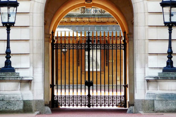 Riots, looting and arson in England in 2011